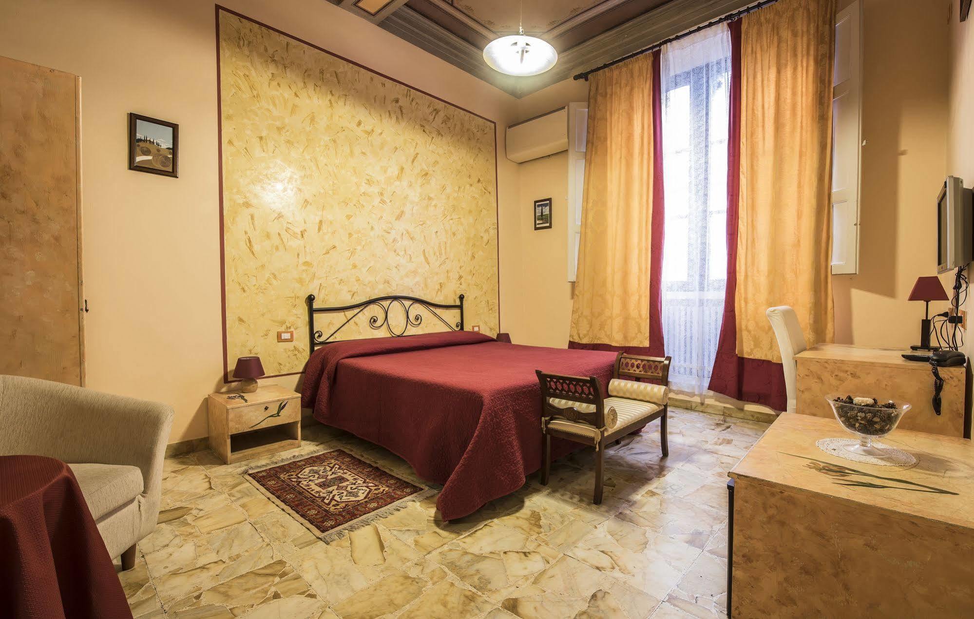 Residenza D'Epoca Locanda Di San Martino Siena Luaran gambar